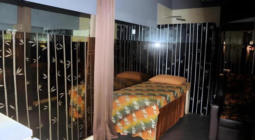 Hotel Cemerlang Bandung Exterior foto